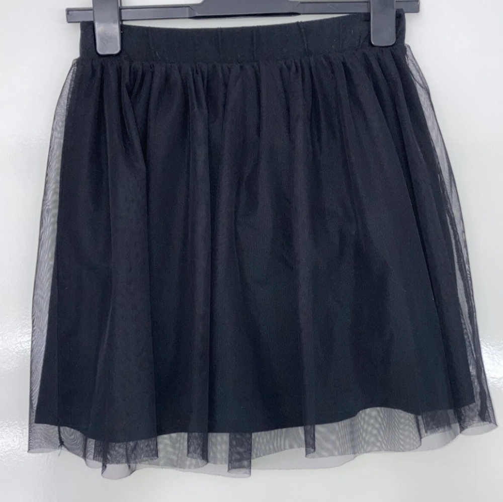 Topshop Black Tulle Skirt. Size 8